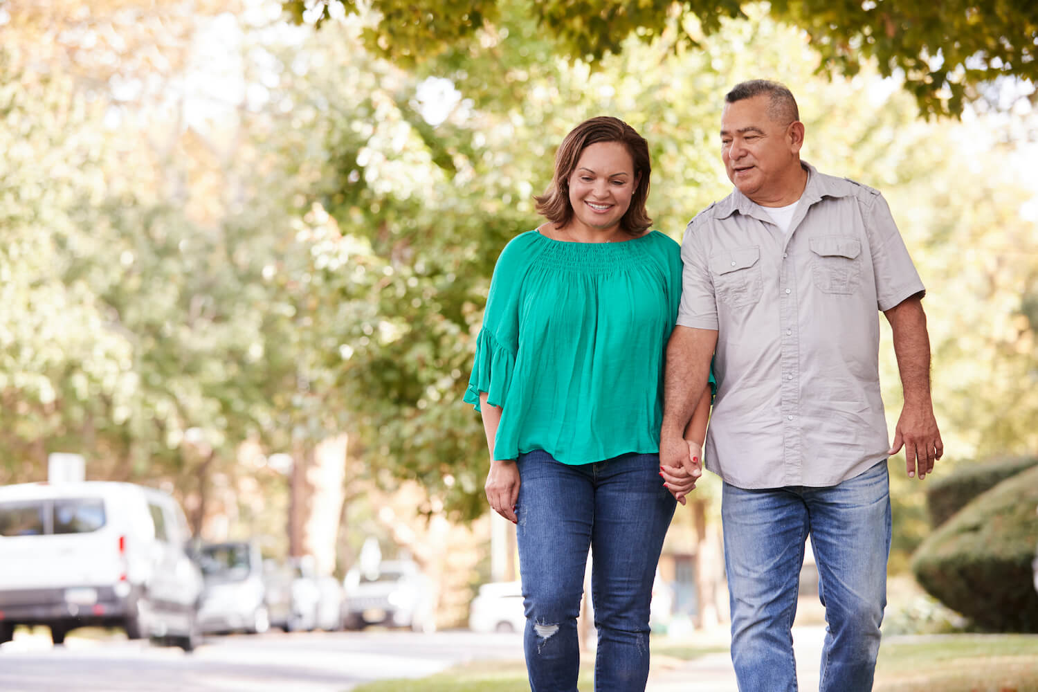 mirabelle couple walking together